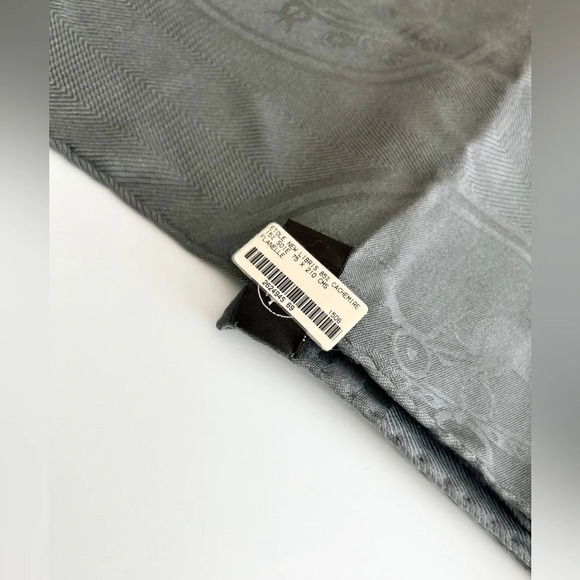 NWT HERMES Cashmere Silk New Libris Stole Shawl Gray Flanelle 210cm x 75cm - Picture 2 of 8